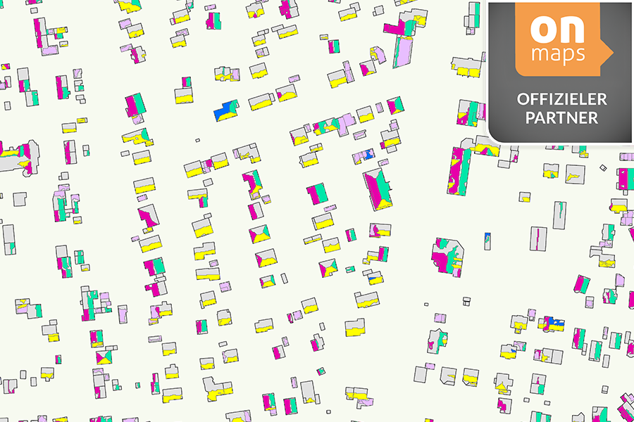 Photovoltaikpotenzial: Farbliche Kennzeichnung nach Ausrichtung Karte mit markierten Dachflächen zur Photovoltaiknutzung – farblich kodiert nach Himmelsrichtung.